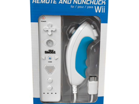 Wii   Wii U Remote and Nunchuk Controller Combo: White - Old Skool Discount