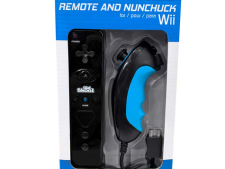 Wii   Wii U Remote and Nunchuk Controller Combo: Black - Old Skool Discount